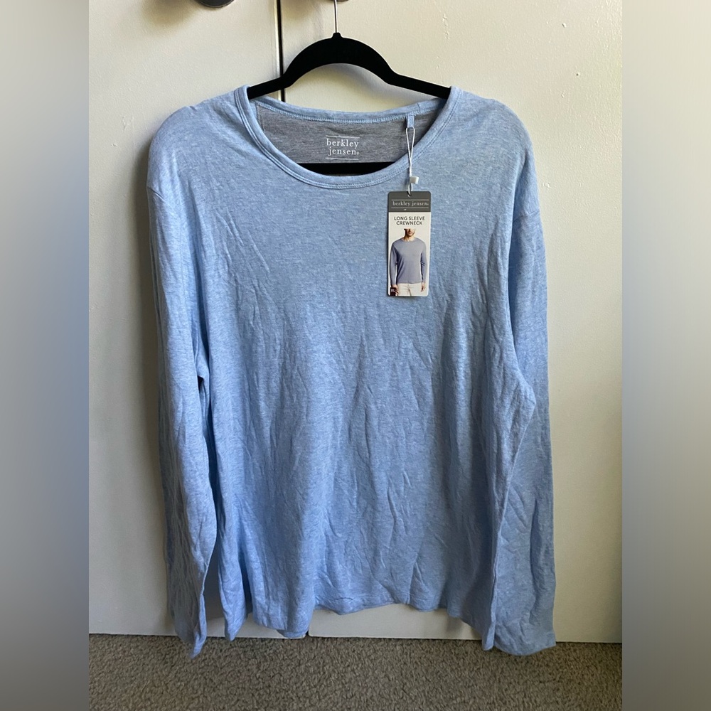 NWT Men’s Berkley Jensen Longsleeve Crewneck 
Size XL